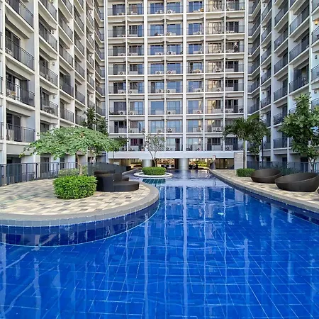 Mall Of Asia Condo With Balcony Facing Pool @ Shore2 Manila Exterior photo
